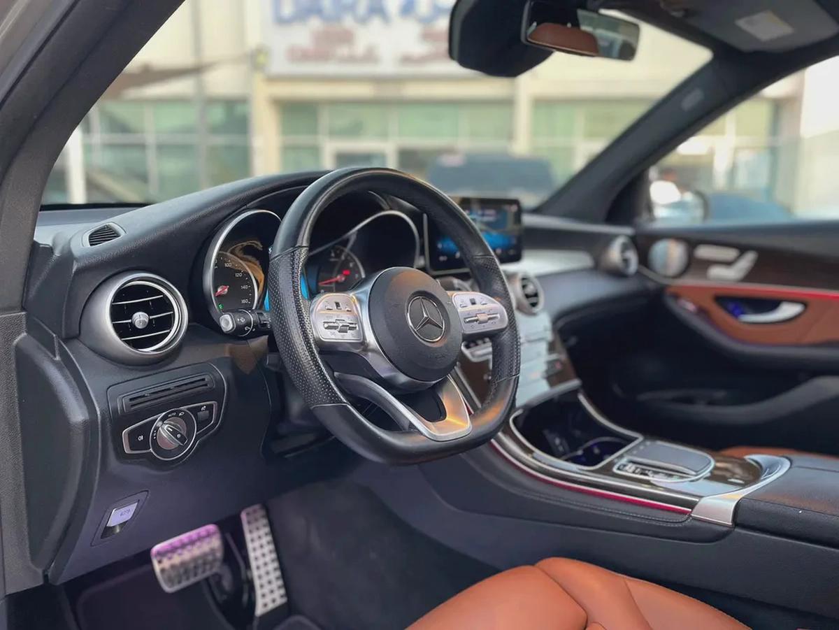 Offer for Mercedes GLC 300 2020 a new car original pen-6-6
