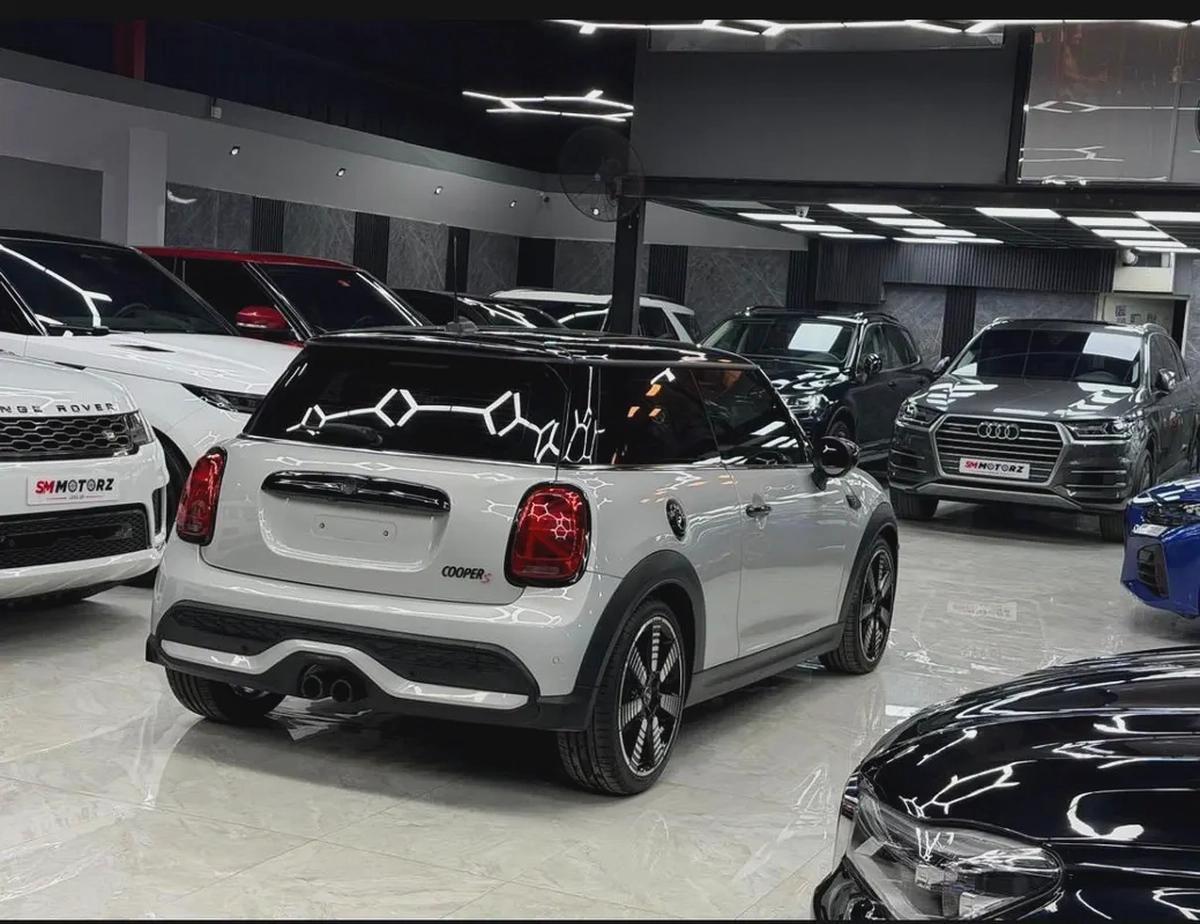 1 Owner | Full Agency Service History | Original Paint | GCC Specs-4-4