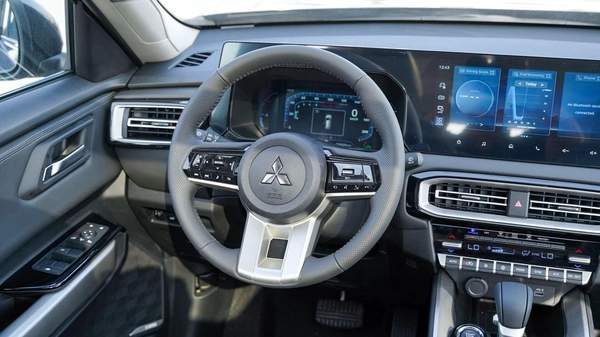 Mitsubishi Destinator Brand New 2026 Mitsubishi Destinator Premium (N-DEST-PREM-P-26) 1.5L 7-Seater SUV GCC – Export Only