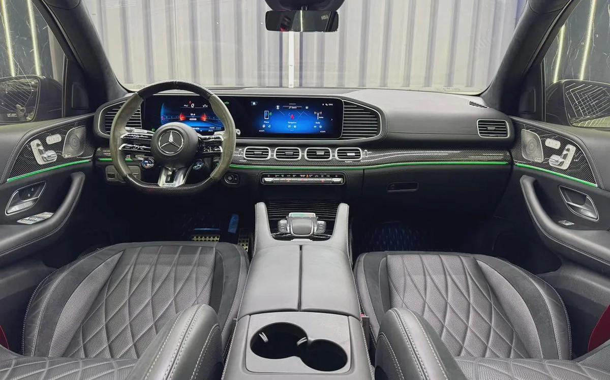 Mercedes-Benz GLE 63 AMG S 2024 GCC specs for 539,000.00 AED-17-17