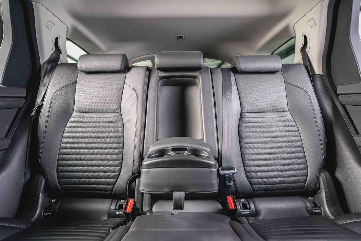 Land Rover Discover Sport P200 SE-GCC-7 Seater-Al Tayer Full Service History-Black Pack-12-12