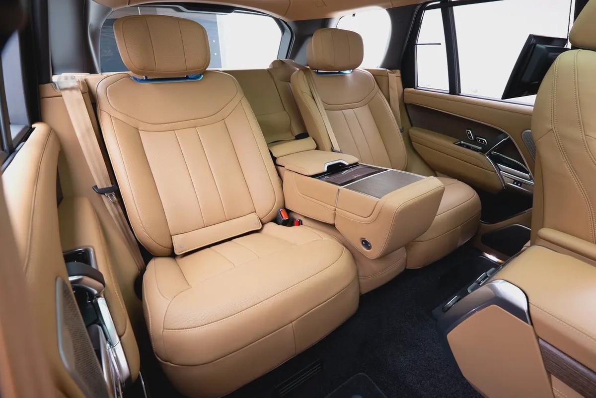 2025 RANGE ROVER P530 AUTOBIOGRAPHY | MAIN DEALER WARRANTY 5 YEARS-16-16