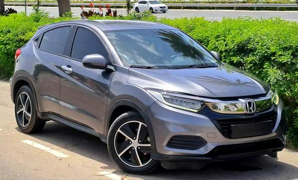 689-MONTHLY | HONDA HR-V 1.8L | GCC SPECS | SUV | CRUISE | CAMERA | ACCIDENT FFREE