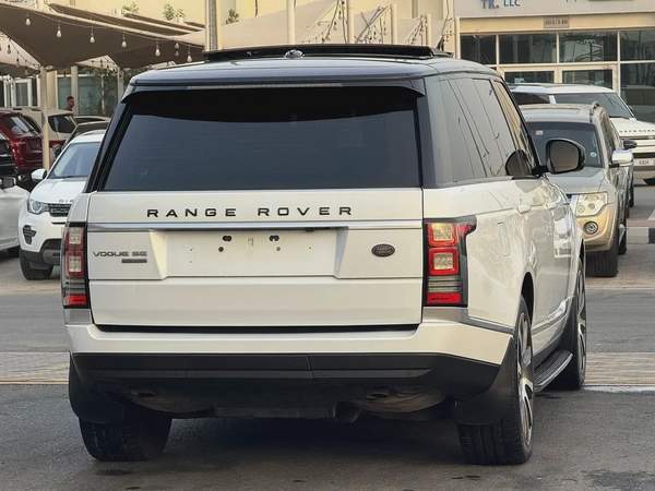 رينچ روڤر فوچ SUPERCHARGED موديل 2014 خليجى بانوراما فل اوبشم صبغ الوكاله