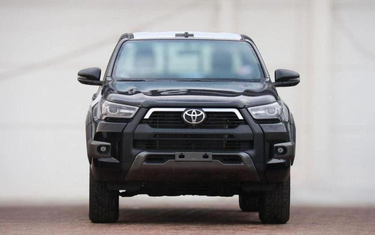 Toyota Hilux Toyota Hilux Adventure 4.0L petrol 2025 in UAE- Black-0-0