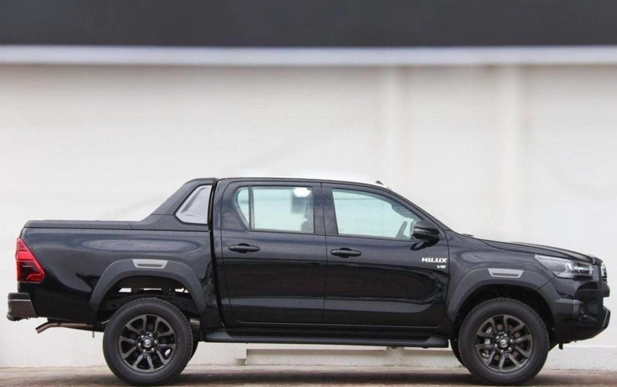 Toyota Hilux Toyota Hilux Adventure 4.0L petrol 2025 in UAE- Black-1-1