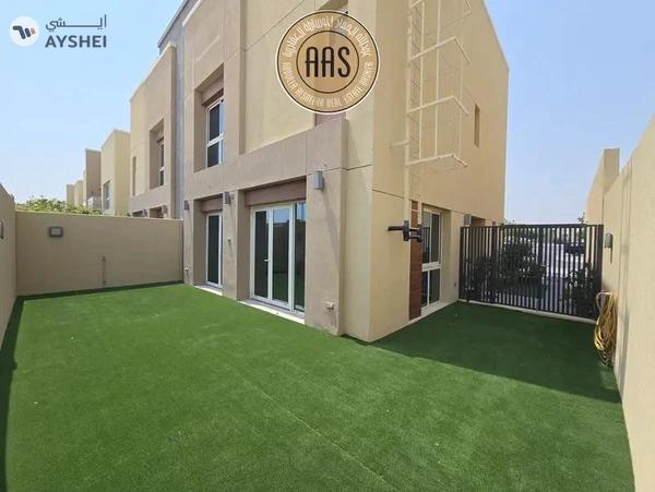 Huge 3bhk villa with maid room 5bathrooms in 265k balcony wardrobes 1parking free