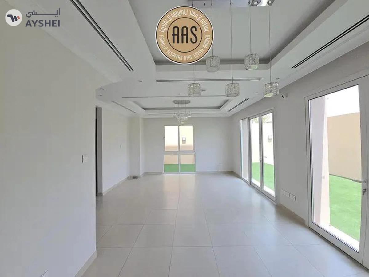 Huge 3bhk villa with maid room 5bathrooms in 265k balcony wardrobes 1parking free-0-landscape