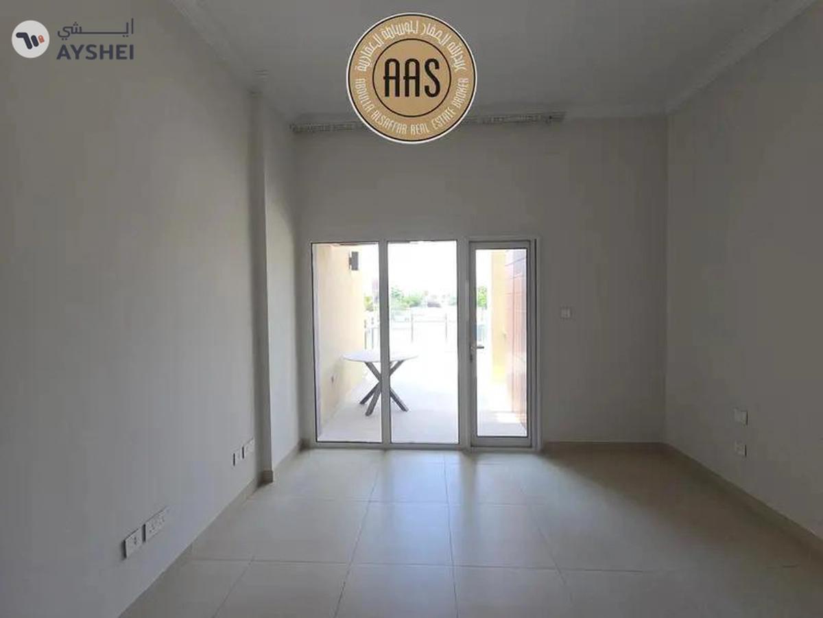 Huge 3bhk villa with maid room 5bathrooms in 265k balcony wardrobes 1parking free-1-landscape