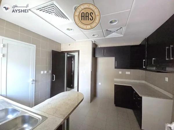 Huge 3bhk villa with maid room 5bathrooms in 265k balcony wardrobes 1parking free