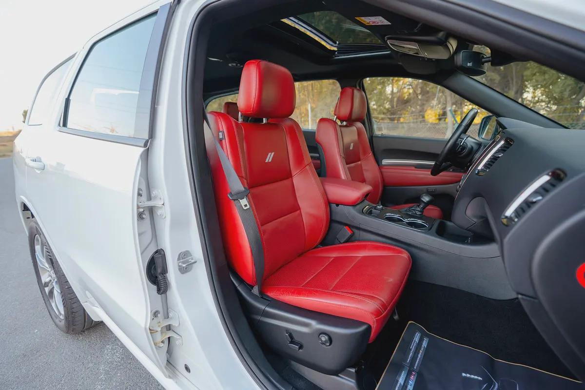 AED 1,695/Month | R/T 5.7L HEMI V8 | Free Wrranty | GCC Specs | REF#M63221-10-10