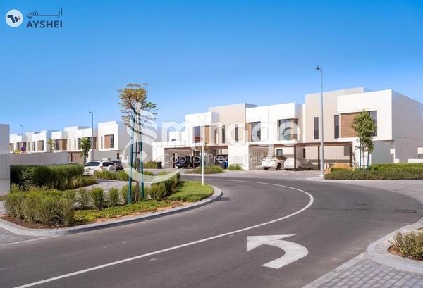 TOWNHOUSE FOR SALE IN NOYA 1, NOYA