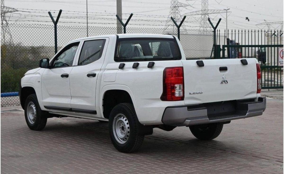 Mitsubishi L200 Mitsubishi L200 2.4L Diesel MT MY2025-4-4