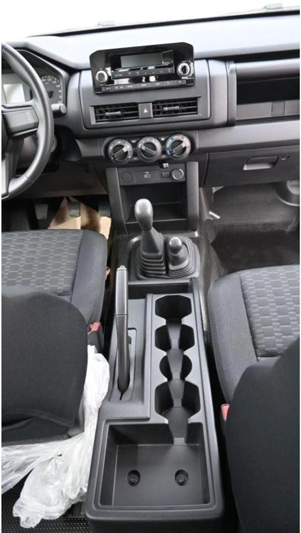 Mitsubishi L200 Mitsubishi L200 2.4L Diesel MT MY2025-9-9