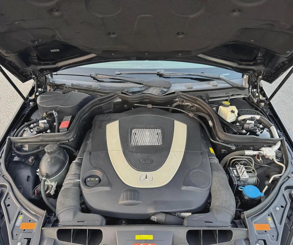 Mercedes-Benz E 550,V8 Coupe 2011, Japanese Specs, Excellent Condition-15-15