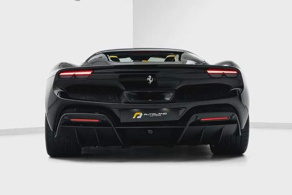 2025 FERRARI 296 GTS | MAIN DELAER SERVICE | HIGH SPEC