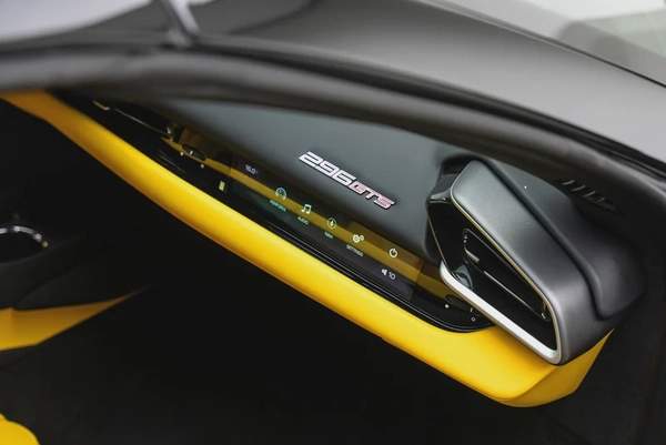 2025 FERRARI 296 GTS | MAIN DELAER SERVICE | HIGH SPEC