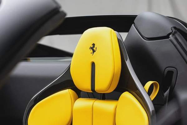 2025 FERRARI 296 GTS | MAIN DELAER SERVICE | HIGH SPEC