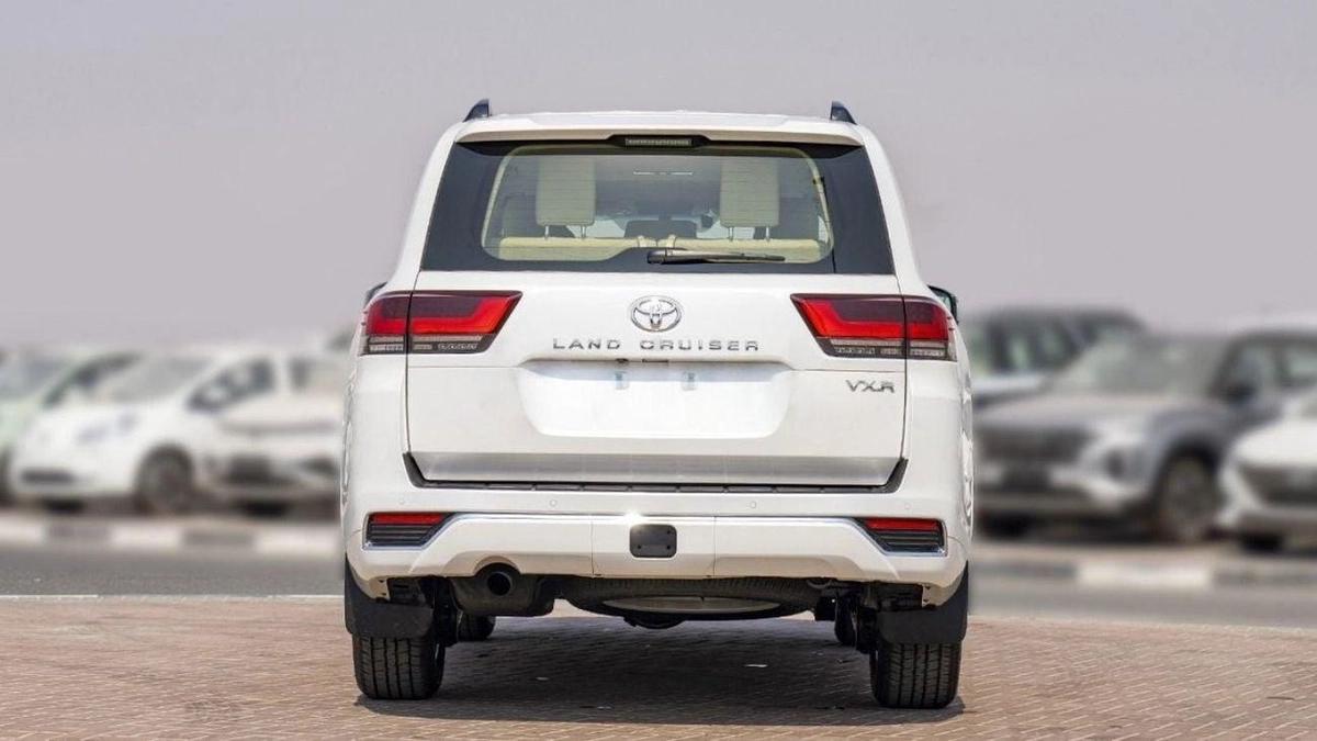 Toyota Land Cruiser (LHD) TOYOTA LAND CRUISER LC300 VXR 3.3D AT MY2025 – WHITE-7-7