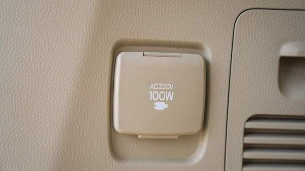 Toyota Land Cruiser (LHD) TOYOTA LAND CRUISER LC300 VXR 3.3D AT MY2025 – WHITE