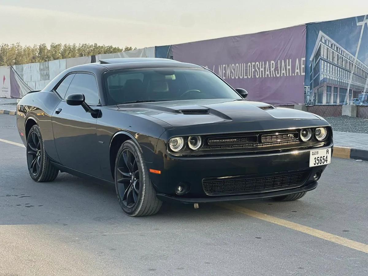 دودج تشالنجر 2018 مواصفات امريكية هيمي 5.7 بحالة جيدة-1-1