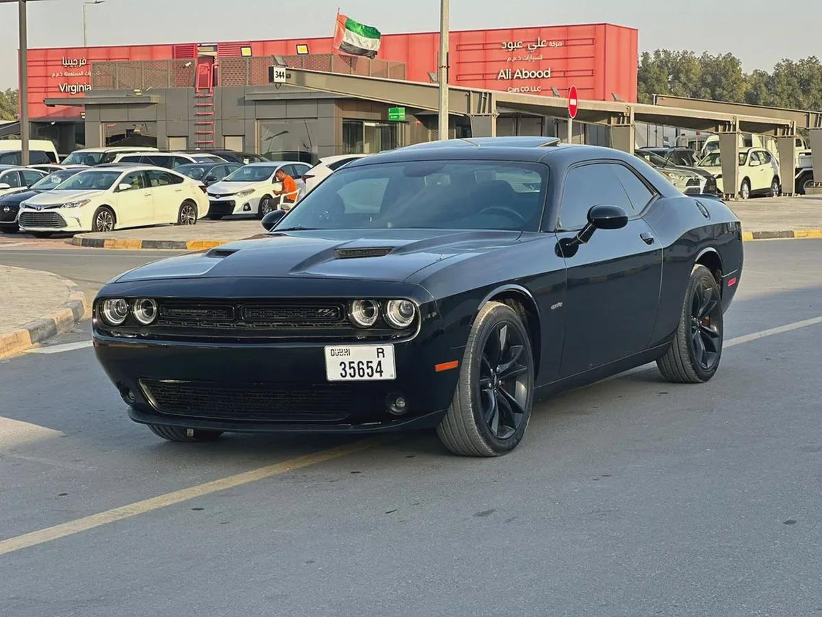 دودج تشالنجر 2018 مواصفات امريكية هيمي 5.7 بحالة جيدة-2-2