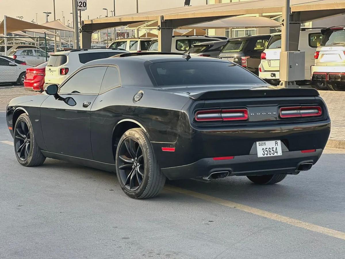 دودج تشالنجر 2018 مواصفات امريكية هيمي 5.7 بحالة جيدة-4-4