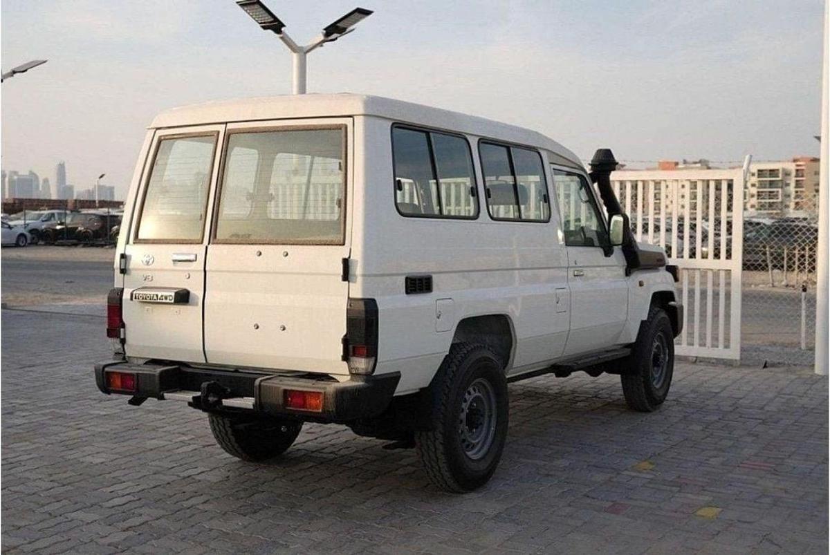 Toyota Land Cruiser 70 Toyota Land Cruiser Hard Top LC78 4.5L 3DOOR V8 Diesel 2024-2-2