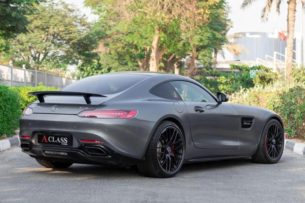 Mercedes-Benz AMG GT S Mercedes AMG GT S 2016 (GCC) in excellent condition, only 75,000 km. Powered by a 4.0L V8 Twin-Turbo-21-21