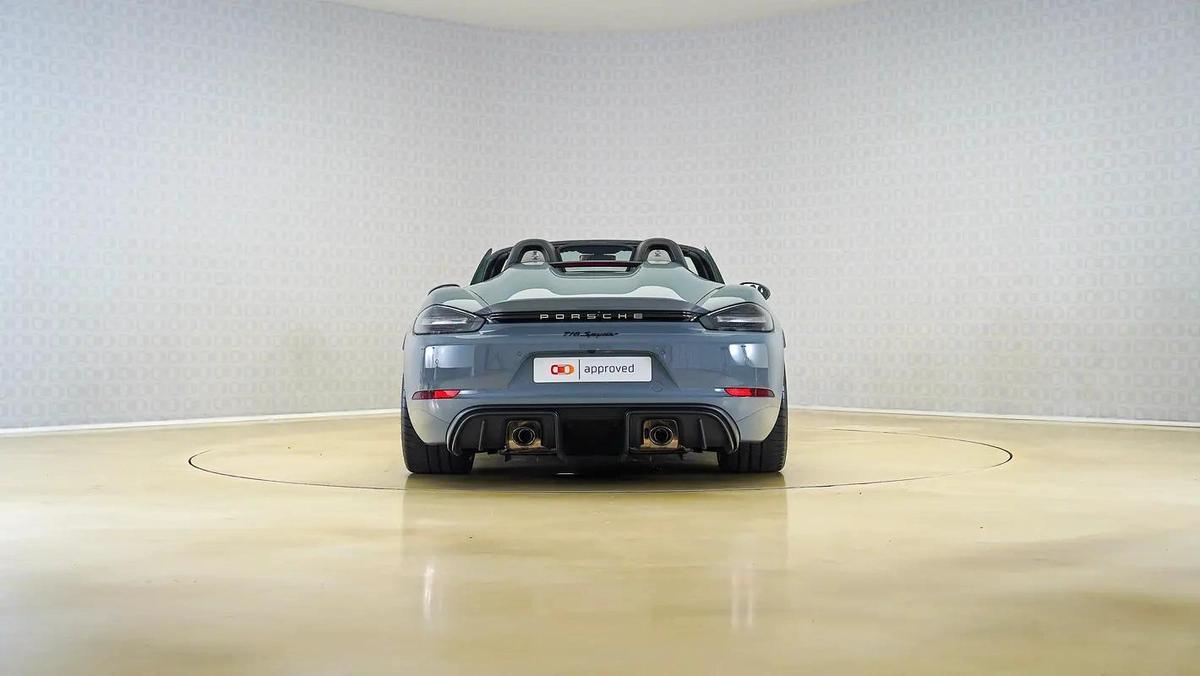 Porsche 718 Spyder RS-1-1