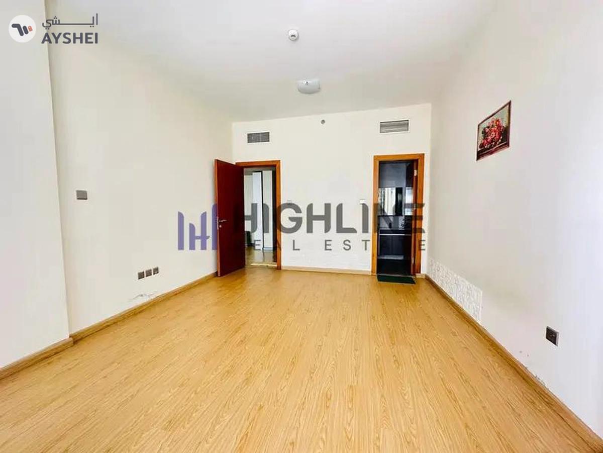 Open Kitchen | Prime Location | Family Building-4-4