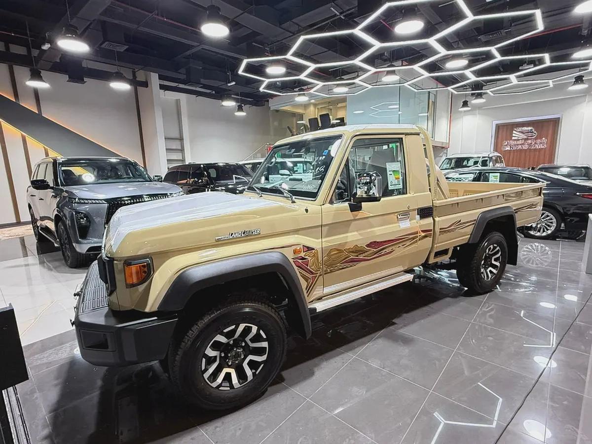 TOYOTA LC79 AT SC 4.0L FULL 2025YM تويوتا بيك اب غماره بنزين فل-0-0