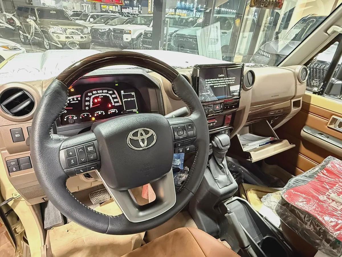 TOYOTA LC79 AT SC 4.0L FULL 2025YM تويوتا بيك اب غماره بنزين فل-16-16