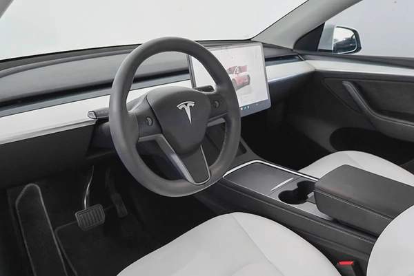 2,461 AED / 60 month’s | 0% DP | 2023 Tesla Model Y Long Range Dual Motor / Tesla Warranty