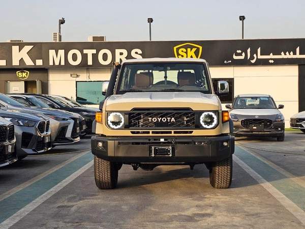 Toyota Land Cruiser Pick Up LC79 Double Cabin | 2.8L V4 Diesel | A/T | DVD CAMERA | DIFF LOCK | FULL OPTION | MY2025