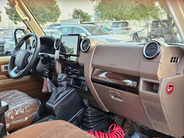 Toyota Land Cruiser Pick Up LC79 Double Cabin | 2.8L V4 Diesel | A/T | DVD CAMERA | DIFF LOCK | FULL OPTION | MY2025