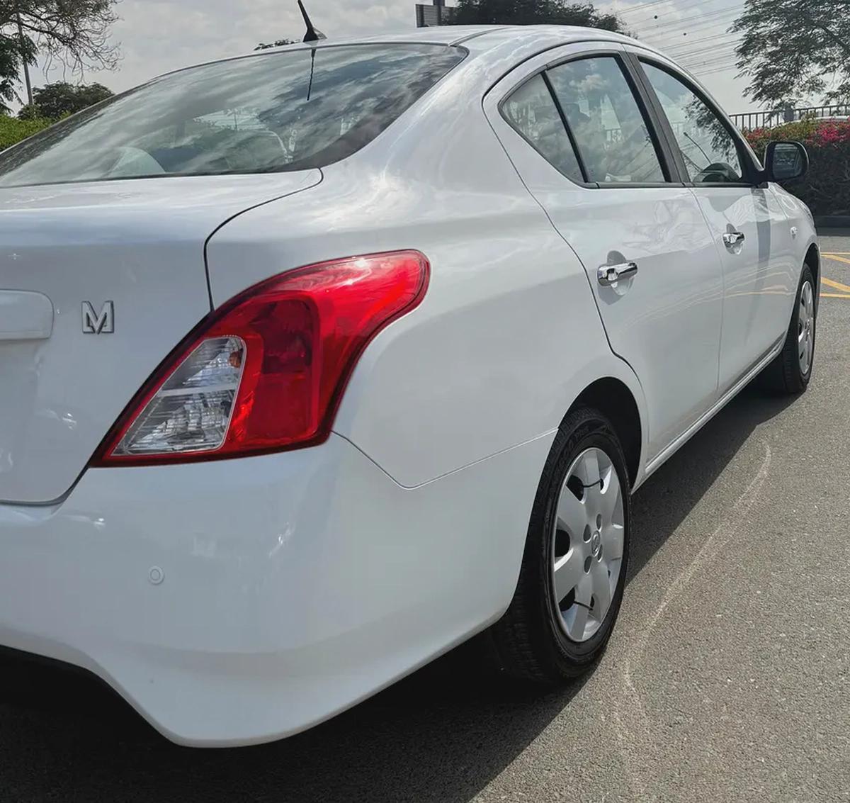 Nissan Sunny 2023,SV,GCC,Original Paint,Low Km Can Arrange Bank Loan-3-3