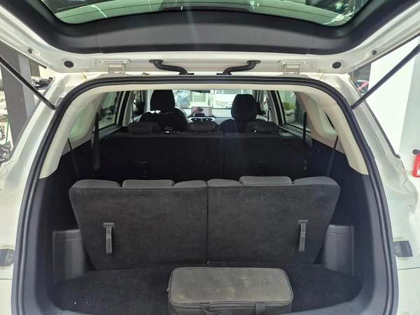 Chevrolet Captiva Gcc Mid option