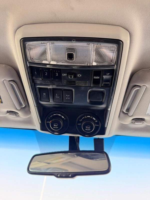 Toyota 4Runner TRD PRO Full option 4.0L with Off Road mode