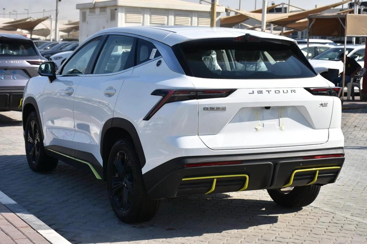 JETOUR DASHING 1.5 TURBO 2025 | WHITE-1-1