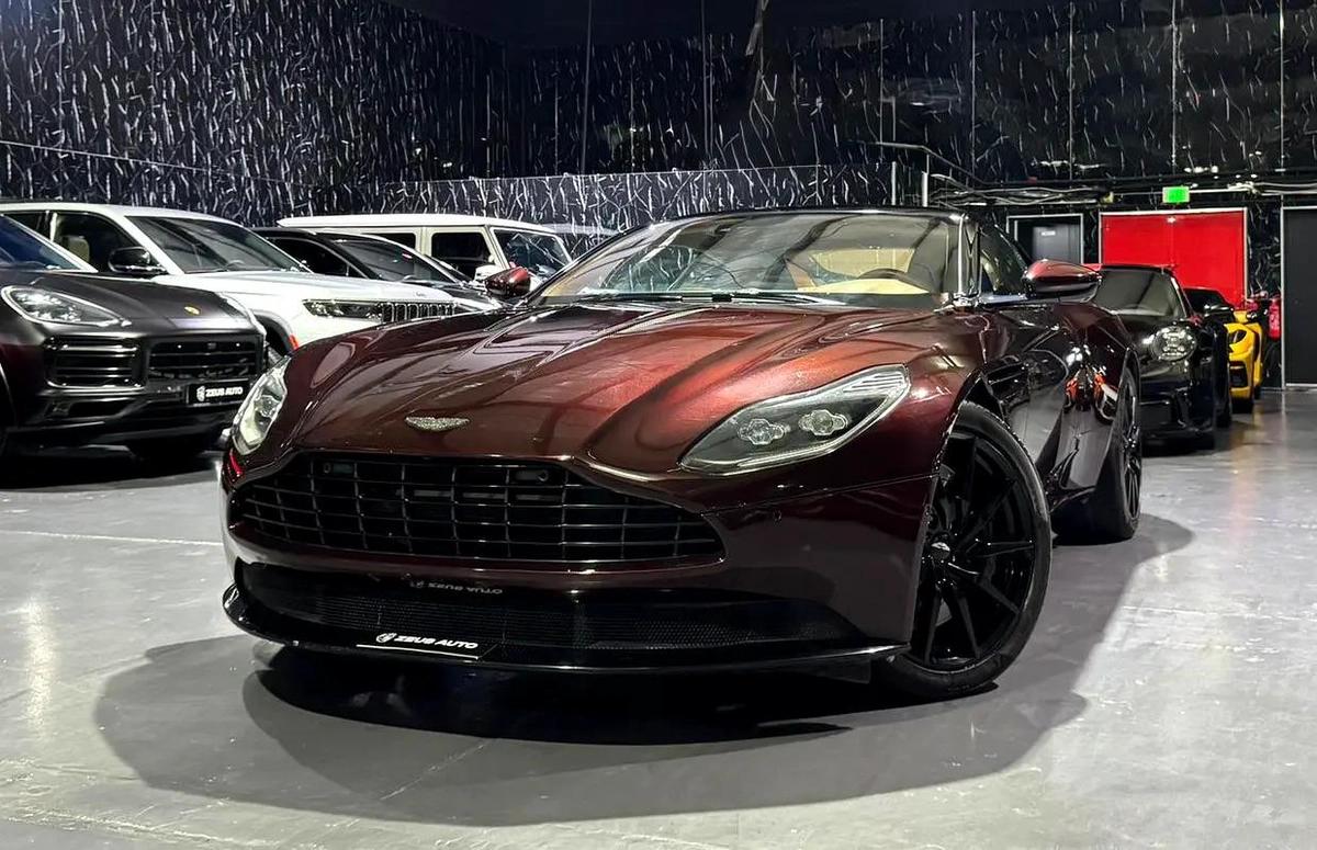Low Mileage | GCC | Aston Martin Service History-0-0