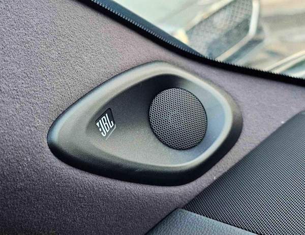 Toyota Land Cruiser GXR 3.3 Diesel TWIN TURBO | FULL OPTION | JBL Speakers (CODE # GXR)