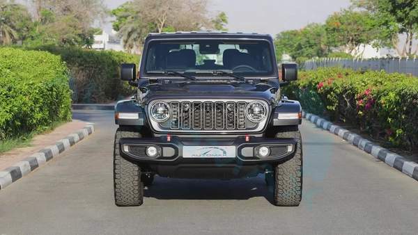 ( 5 Years Warranty + 3 Years Service ) 2025 Jeep Wrangler Rubicon 2.0L Turbo 4x4 GCC 0Km