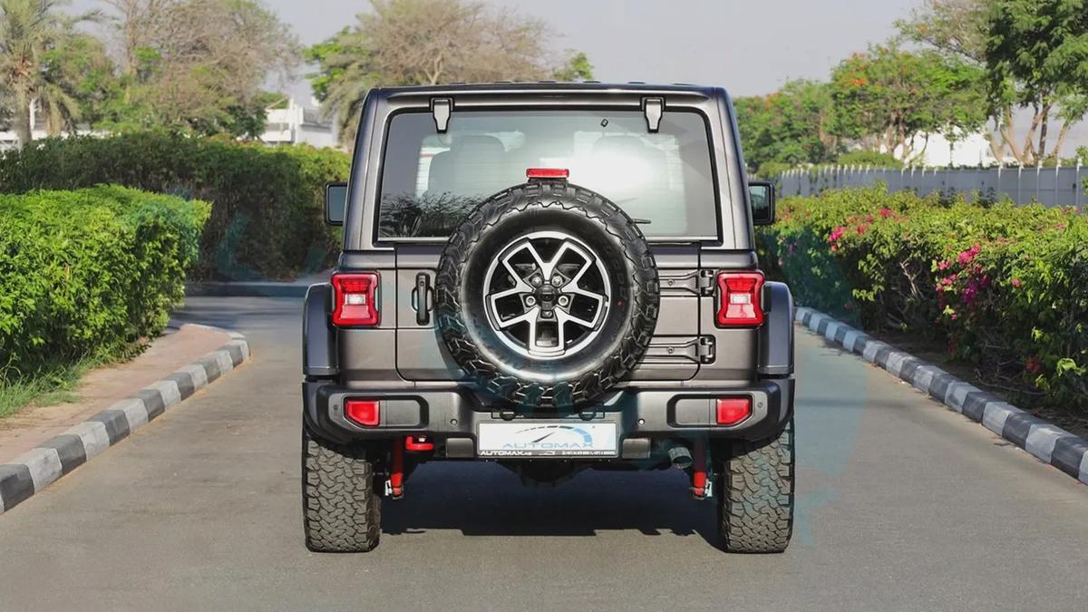 ( 5 Years Warranty + 3 Years Service ) 2025 Jeep Wrangler Rubicon 2.0L Turbo 4x4 GCC 0Km-5-5
