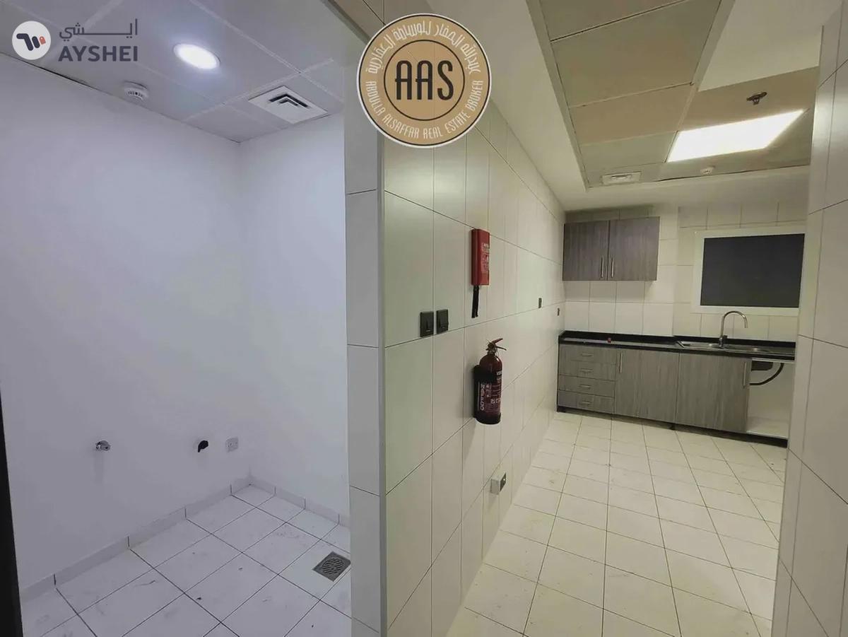 No commission huge size 2bhk with Storeroom || rent 100k || all amenities || arjan dubai-7-7