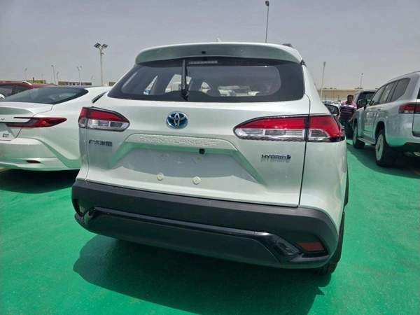 Toyota RAV4 FRONT LANDER 2.0L HYBRID 2025