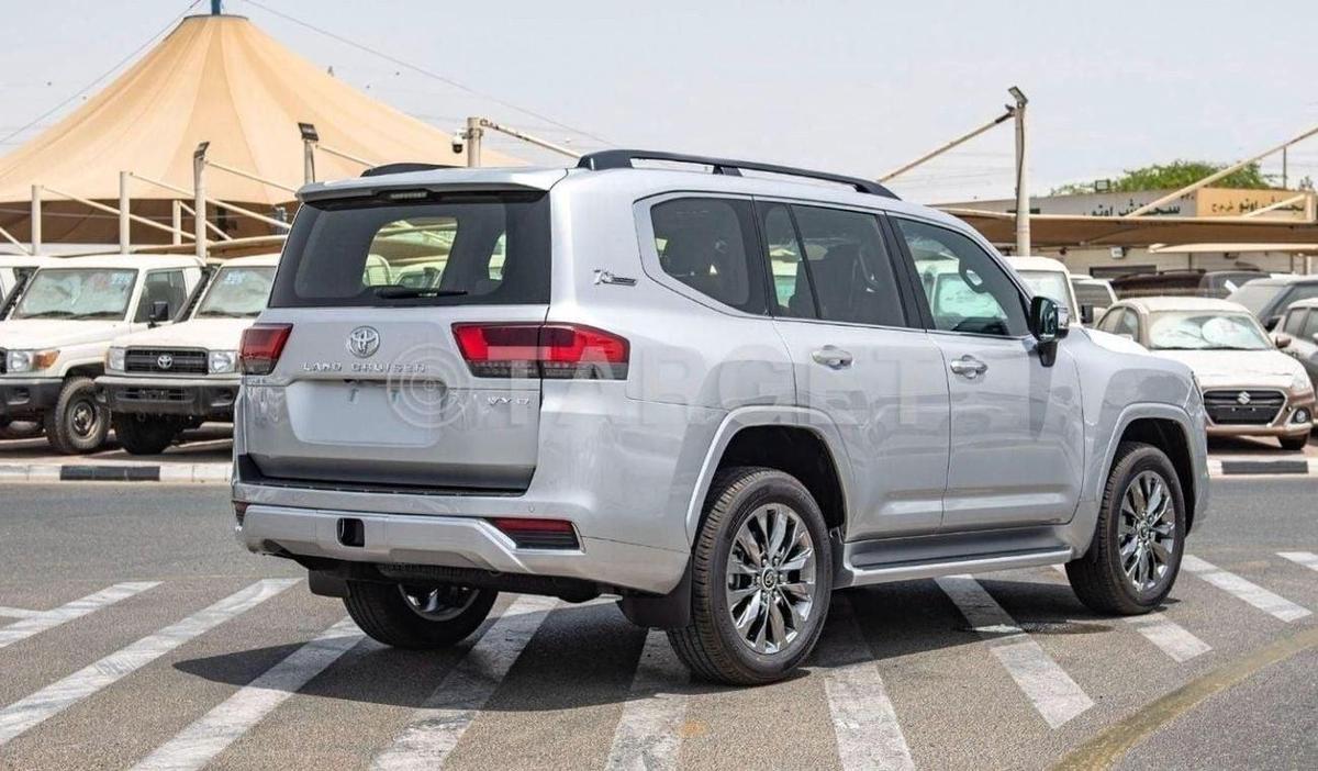 Toyota Land Cruiser LAND CRUISER VXR 3.5L PETROL 2024-7-7