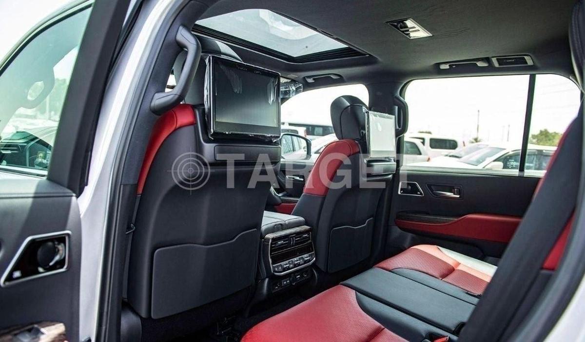 Toyota Land Cruiser LAND CRUISER VXR 3.5L PETROL 2024-11-11