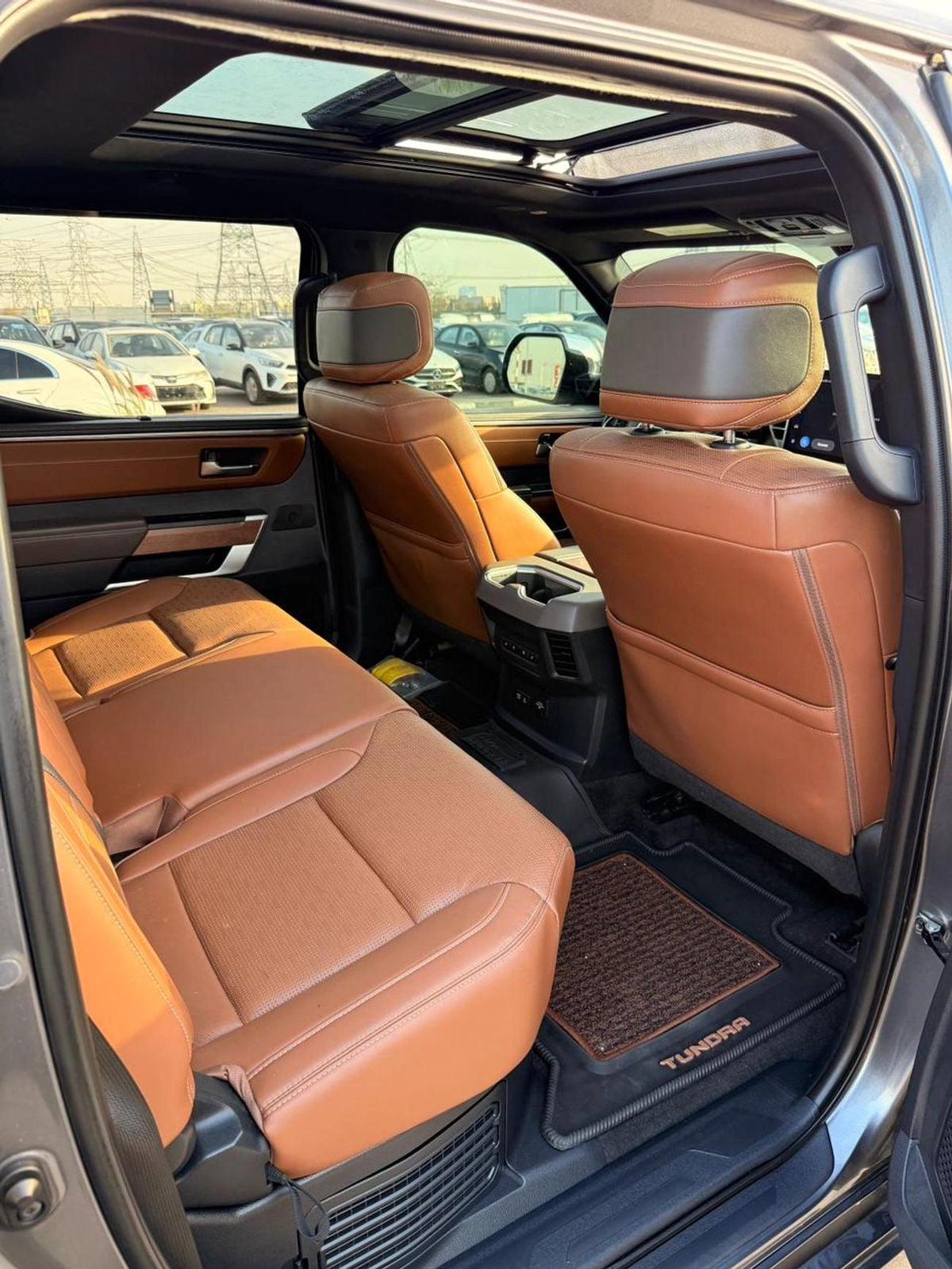 Toyota Tundra HYBRID 1794 Edition Platinum // 360 Camera, panoramic, head up display// 2023-17-17