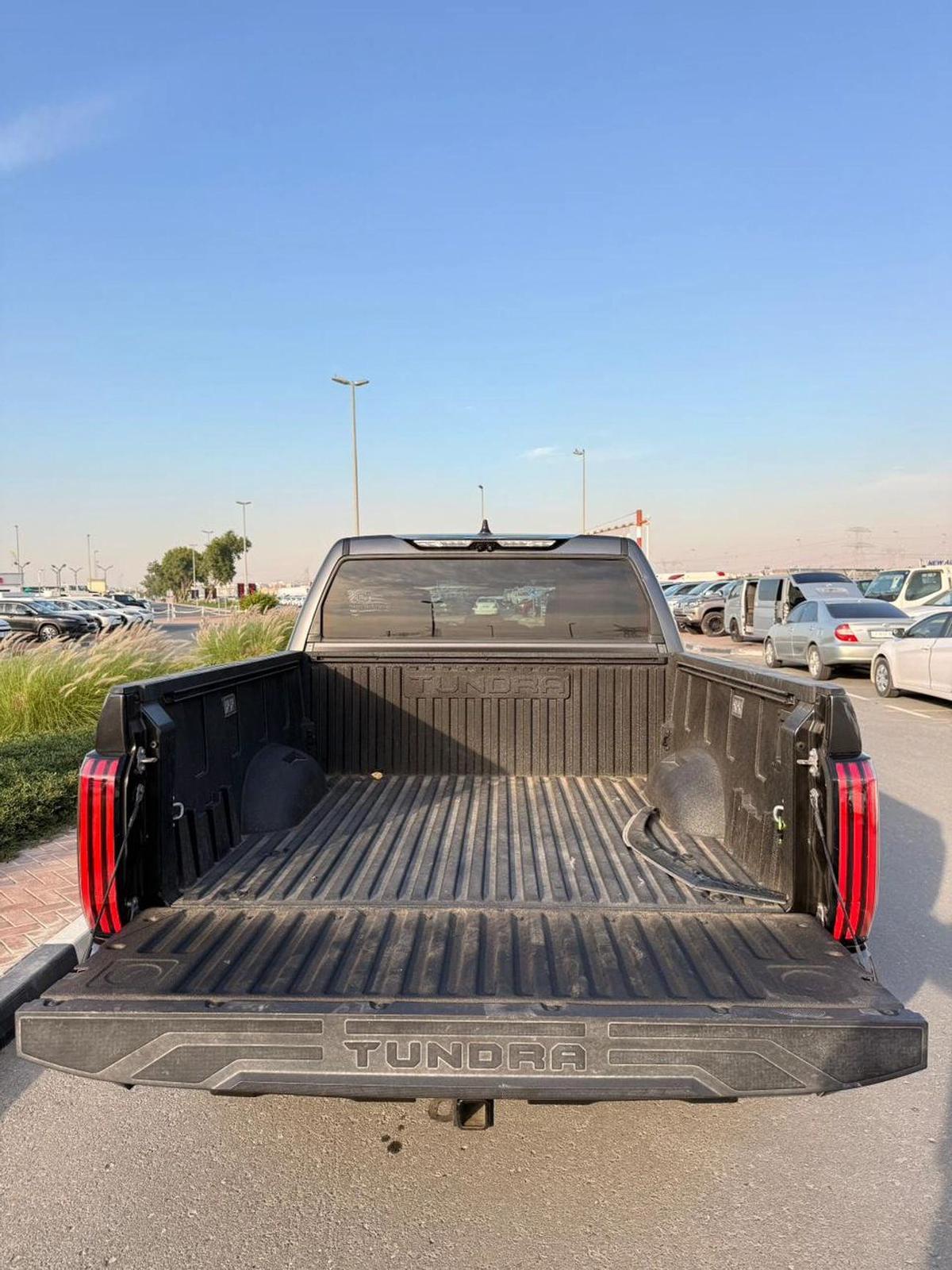 Toyota Tundra HYBRID 1794 Edition Platinum // 360 Camera, panoramic, head up display// 2023-21-21